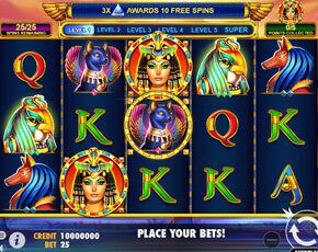 Queen of Gold online slot