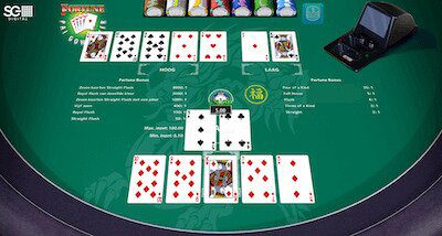 Pai Gow poker de dealer onthult zijn kaarten
